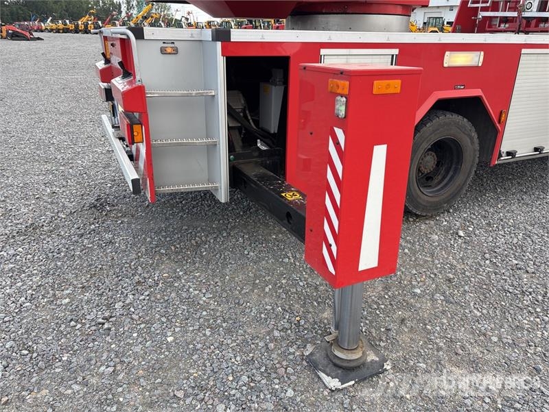 MAN L82 4x2 Ladder Fire Truck Πυροσβεστικά οχήματα