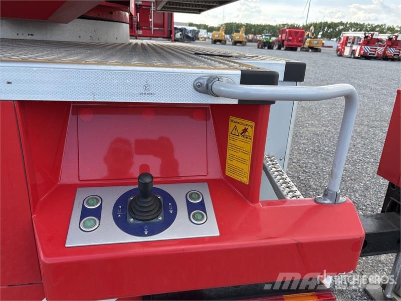 MAN L82 4x2 Ladder Fire Truck Πυροσβεστικά οχήματα