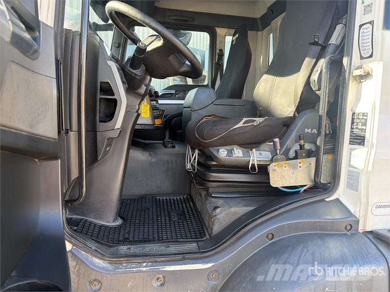 MAN PK15500 6100 kg on MAN TGS33.440 6x4 Camion Bi-Ben شاحنات الرافعات