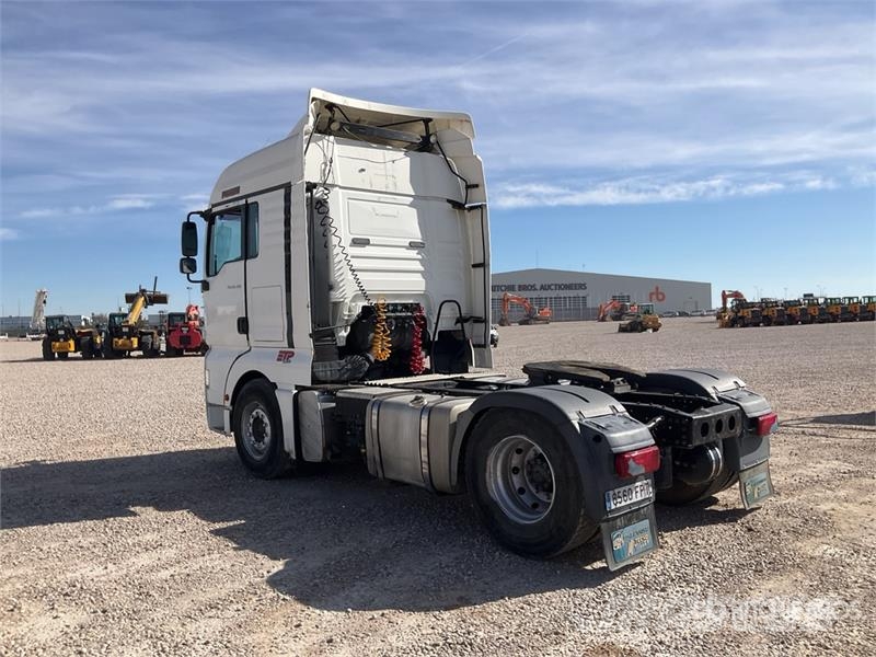 MAN TGA 18.480 S/A Sleeper Truck Tractor Vlačilci