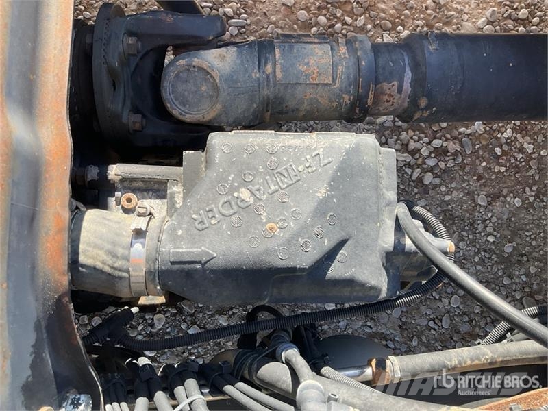 MAN TGA 18.480 S/A Sleeper Truck Tractor Vlačilci