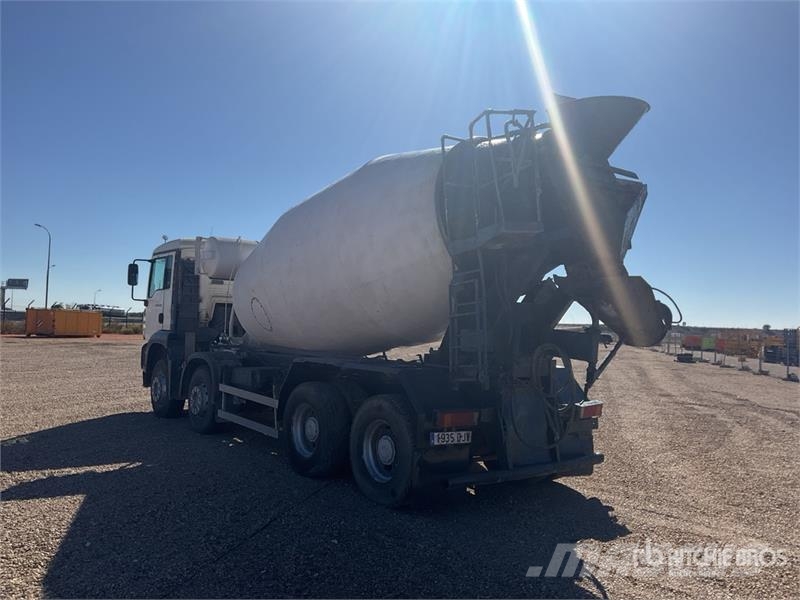 MAN TGA 360 8x4 Mixer Truck Betonvedēji