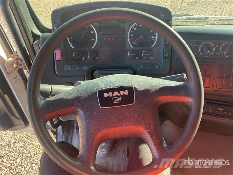 MAN TGA 360 8x4 Mixer Truck Betonvedēji