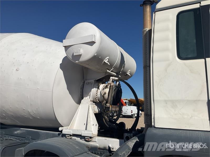 MAN TGA 360 8x4 Mixer Truck Betonvedēji
