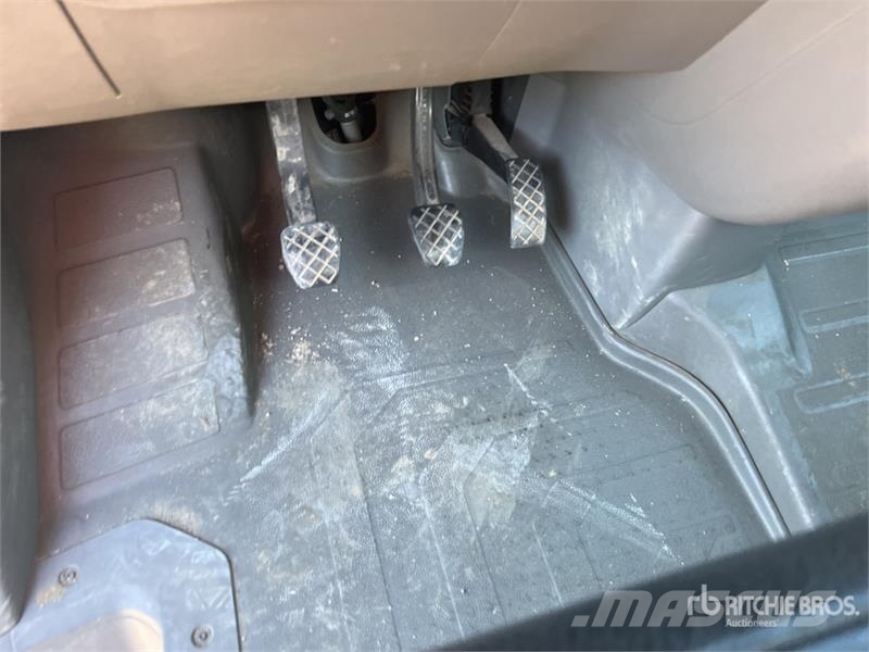 MAN TGE 3.120 Camion Benne Dump Truck Camion benne