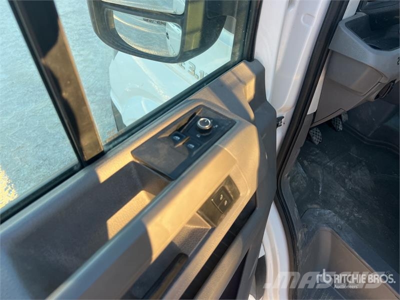 MAN TGE 3.120 Camion Benne Dump Truck Camion benne