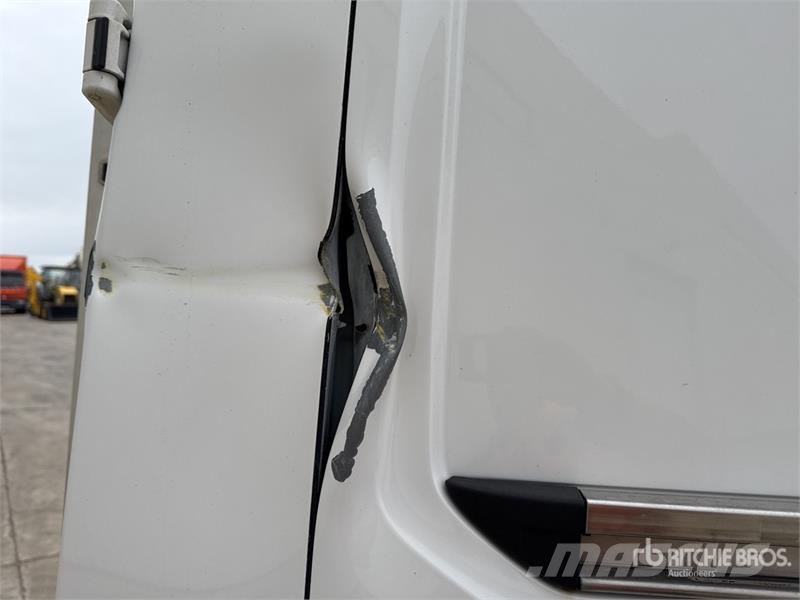 MAN TGE 3.180 Camion Fourgon Cargo Van Varevogne