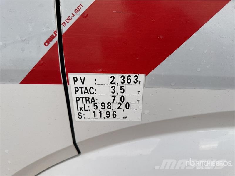 MAN TGE 3.180 Camion Fourgon Cargo Van (Inoperable) Transporterek