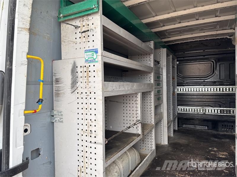 MAN TGE 3.180 Camion Fourgon Cargo Van (Inoperable) Transporterek