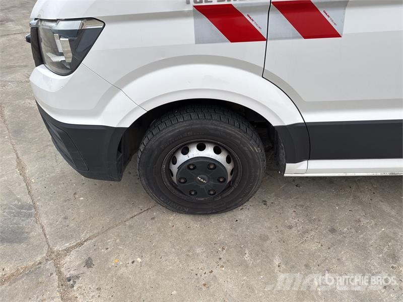 MAN TGE 3.180 Camion Fourgon Cargo Van Varevogne