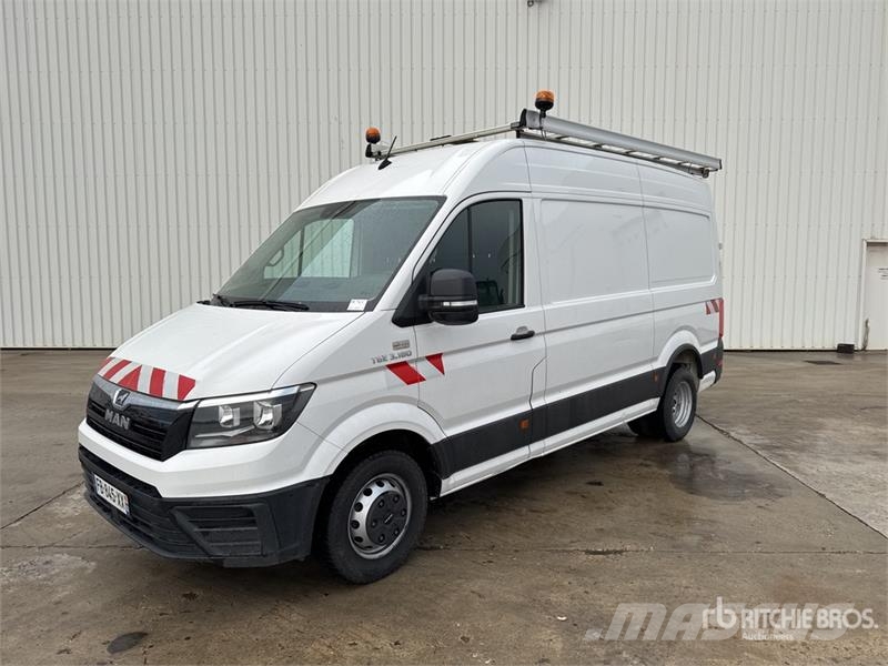 MAN TGE 3.180 Camion Fourgon Cargo Van Gesloten bedrijfswagens