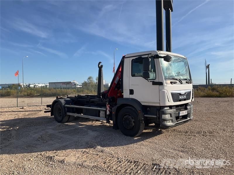 MAN TGM 18.250 4x2 Fassi F65A 0.22 Hooklift Truck Camion ampliroll