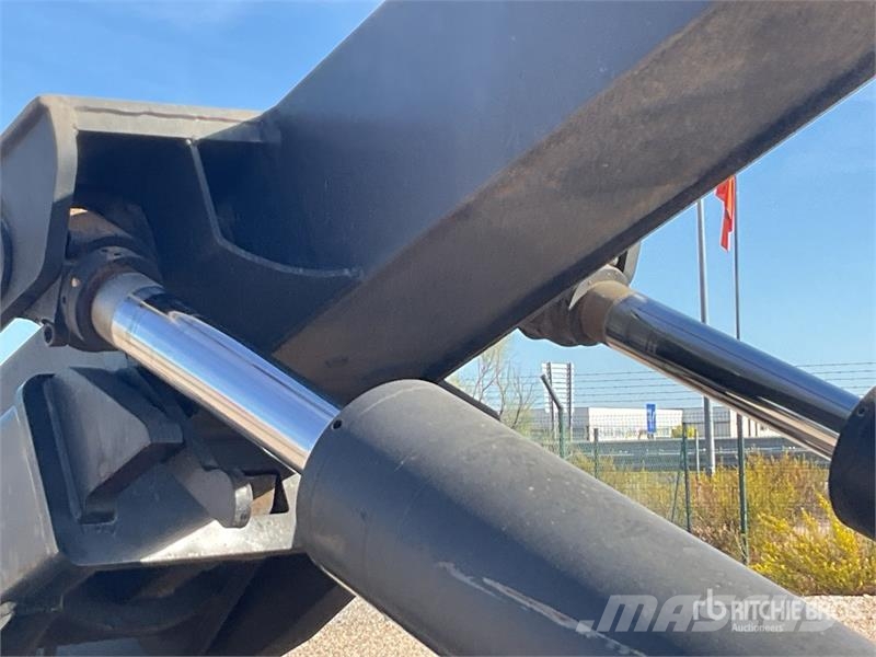 MAN TGM 18.250 4x2 Fassi F65A 0.22 Hooklift Truck Camion ampliroll