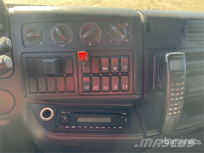 MAN TGM 18.290 4x2 Cab and Chassis Cabine si interior
