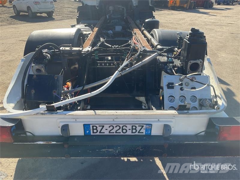 MAN TGM 18.290 4x2 Cab and Chassis Cabine si interior