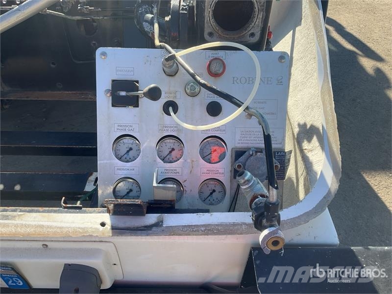 MAN TGM 18.290 4x2 Cab and Chassis Cabine si interior