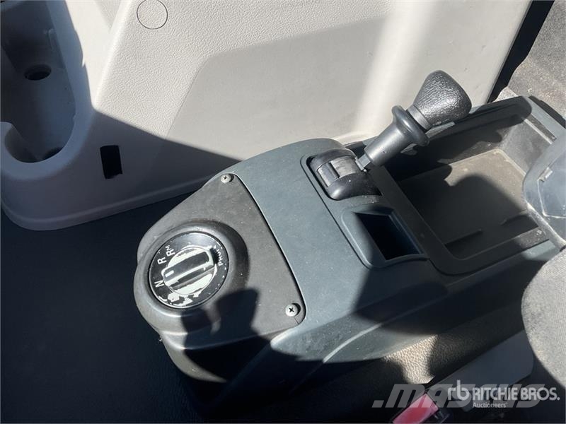 MAN TGM 18.290 4x2 Cab and Chassis Cabine si interior