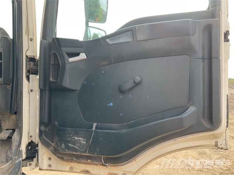 MAN TGM18.250 4x2 Skip Flatbed Truck Flatbed / Dropside trucks
