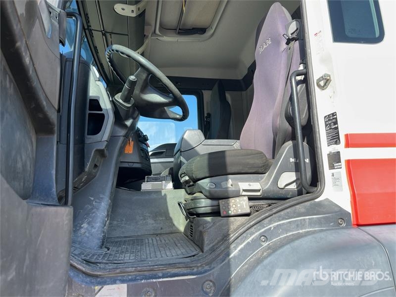 MAN TGS 18.360 11500 L 4x4 Camion Citerne Tanker Truck Camiões-cisterna