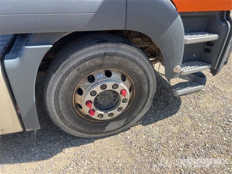 MAN TGS 18.440 4x2 Tracteur Routier Cabine Couchette S وحدات الجر