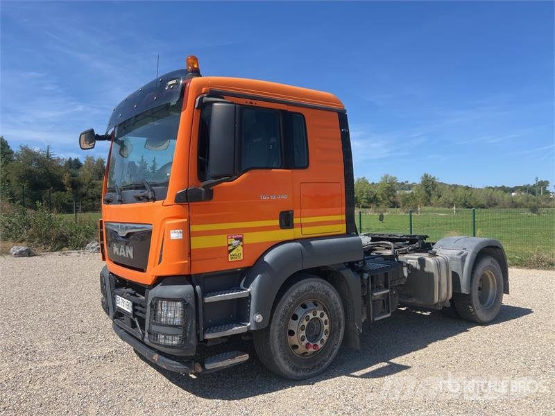 MAN TGS 18.440 4x2 Tracteur Routier Cabine Couchette S وحدات الجر