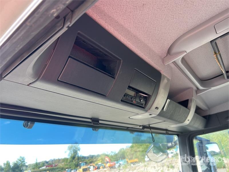 MAN TGS18.360 11500 L 4x4 Camion Citerne 4 compartimen Kamioni cisterne