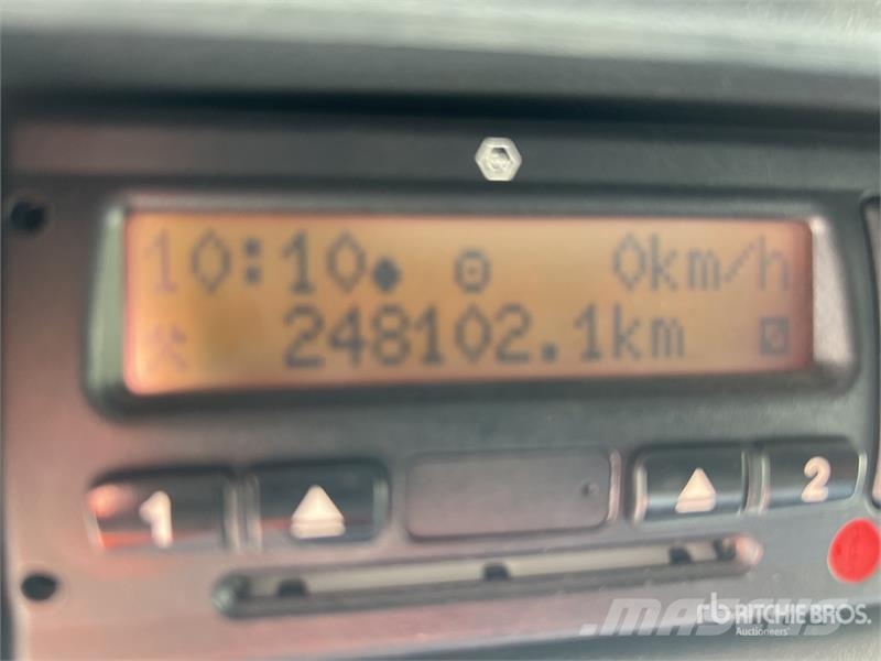 MAN TGS18.360 11500 L 4x4 Camion Citerne 4 compartimen Kamioni cisterne