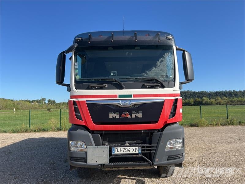 MAN TGS18.360 11500 L 4x4 Camion Citerne 4 compartimen Kamioni cisterne