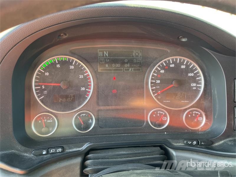 MAN TGS18.360 11500 L 4x4 Camion Citerne 4 compartimen Kamioni cisterne
