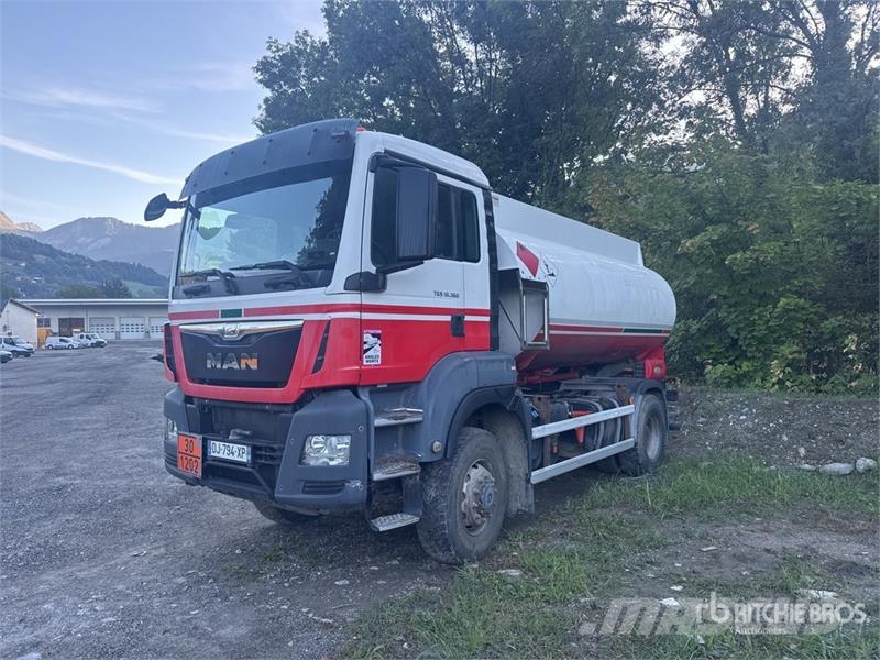 MAN TGS18.360 11500 L 4x4 Camion Citerne 4 compartimen Cisternové vozy