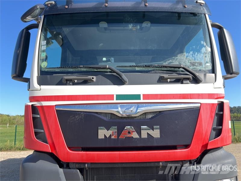 MAN TGS18.360 11500 L 4x4 Camion Citerne 4 compartimen Kamioni cisterne