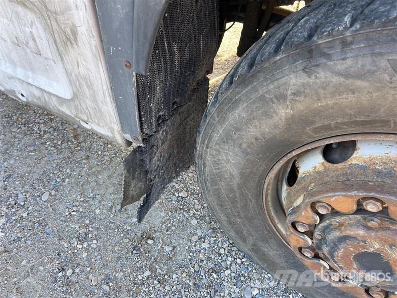 MAN TGS18.360 11500 L 4x4 Camion Citerne 4 compartimen Kamioni cisterne