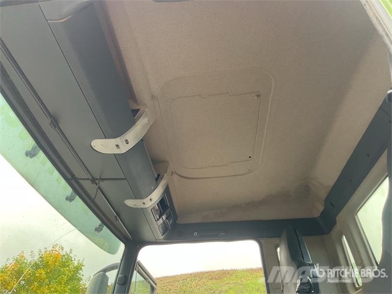 MAN TGS35.420 8x4 Twin-Steer Extended Cab Tipper Quad/ Tipper trucks