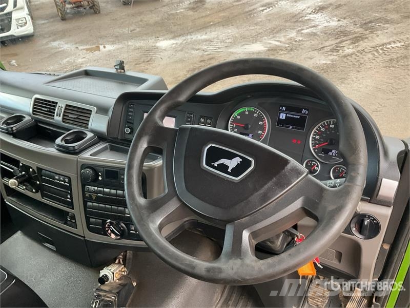 MAN TGS35.420 8x4 Twin-Steer Extended Cab Tipper Quad/ Tipper trucks