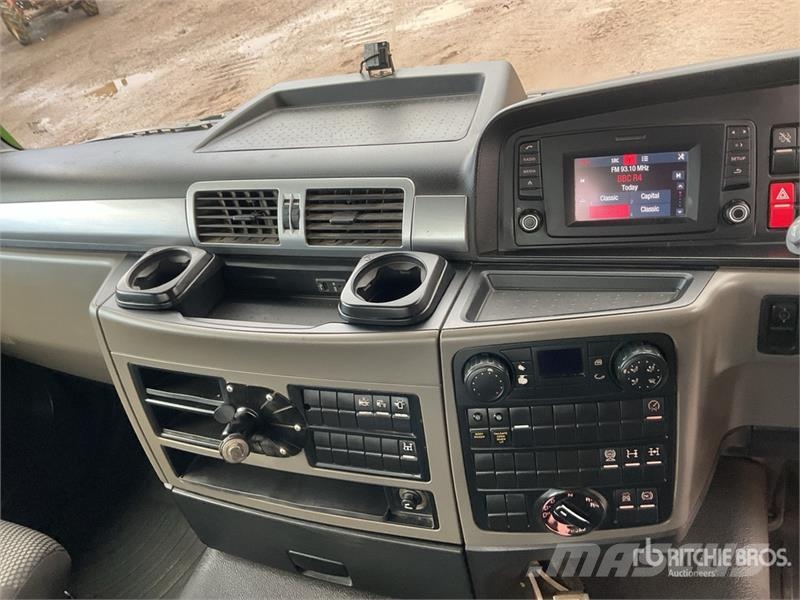 MAN TGS35.420 8x4 Twin-Steer Extended Cab Tipper Quad/ Tipper trucks