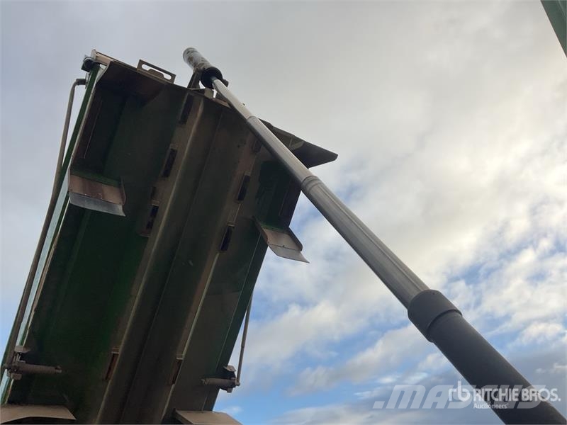 MAN TGS35.420 8x4 Twin-Steer Extended Cab Tipper Quad/ Tipper trucks