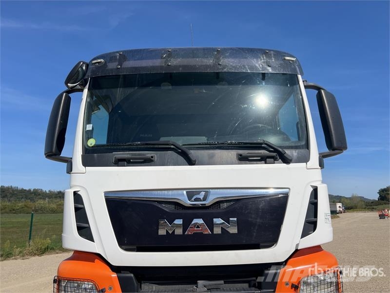 MAN TGS35.460 8x4 Camion Benne Ronde Tri/A Dump Truck شاحنات قلابة
