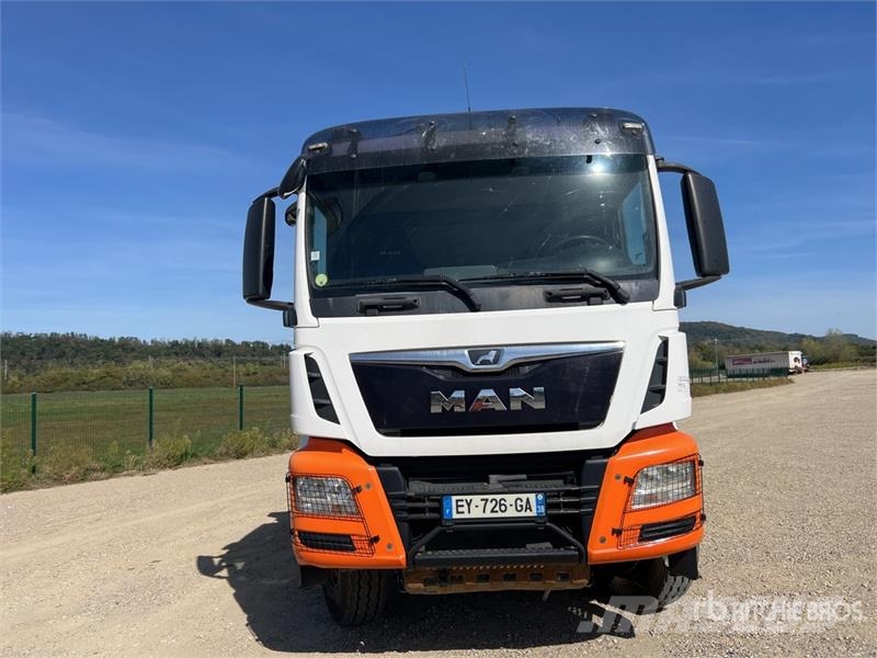 MAN TGS35.460 8x4 Camion Benne Ronde Tri/A Dump Truck شاحنات قلابة
