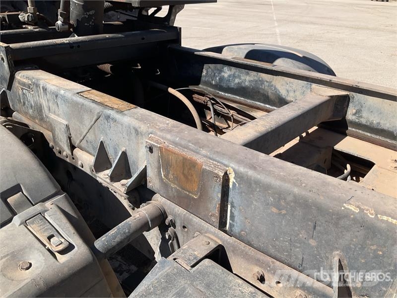 MAN TGS41.440 8x4 Twin-Steer Tri/A Dump Truck Kipper
