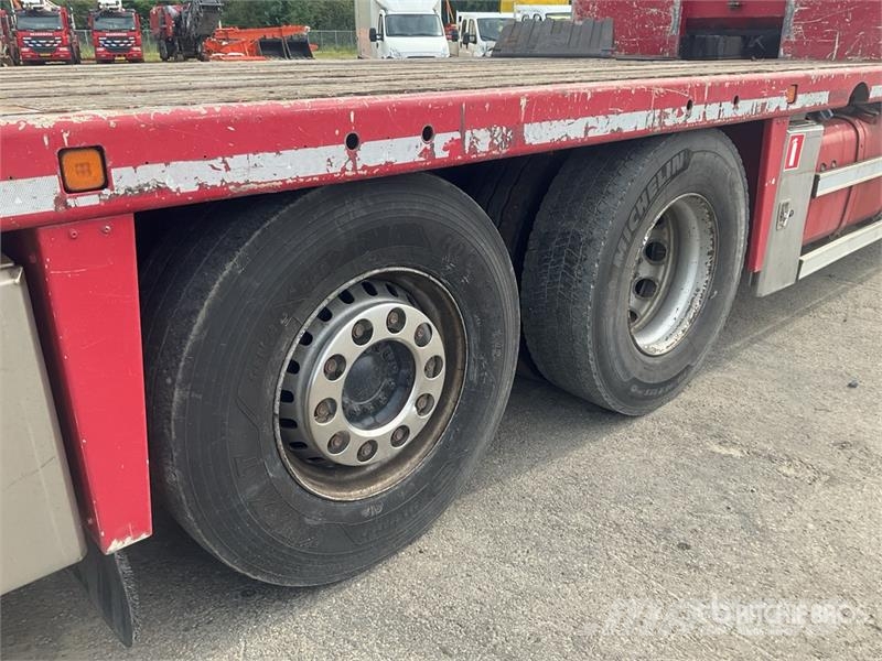 MAN TGX 26.480 6x2 Sleeper Flatbed Truck Camion plateau