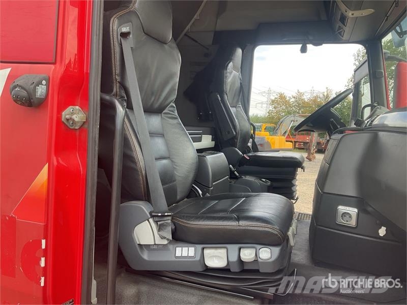 MAN TGX 26.480 6x2 Sleeper Flatbed Truck Camion plateau
