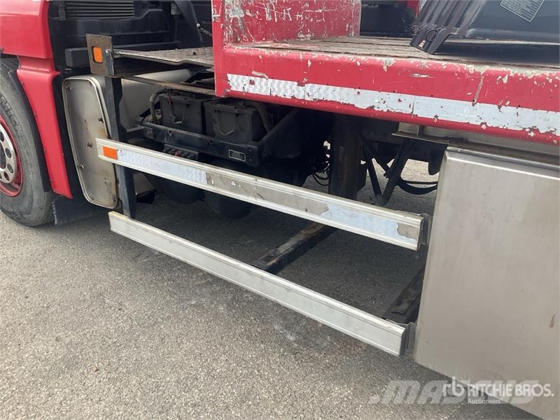 MAN TGX 26.480 6x2 Sleeper Flatbed Truck Camion plateau