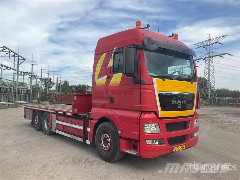 MAN TGX 26.480 6x2 Sleeper Flatbed Truck Camion plateau