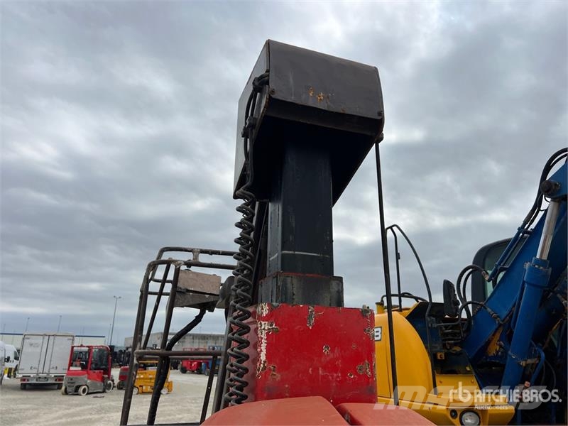 Manitou 105VJR Ανυψωτήρες με κατακόρυφους πυλώνες