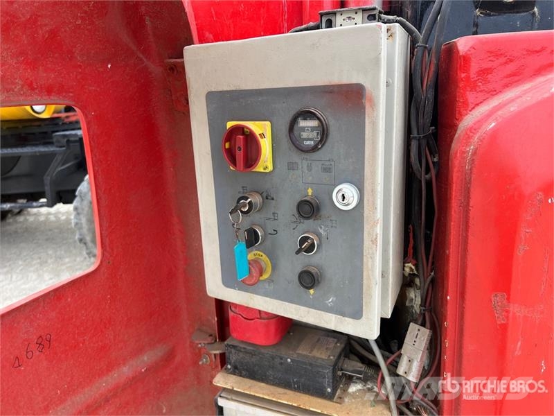 Manitou 105VJR Ανυψωτήρες με κατακόρυφους πυλώνες