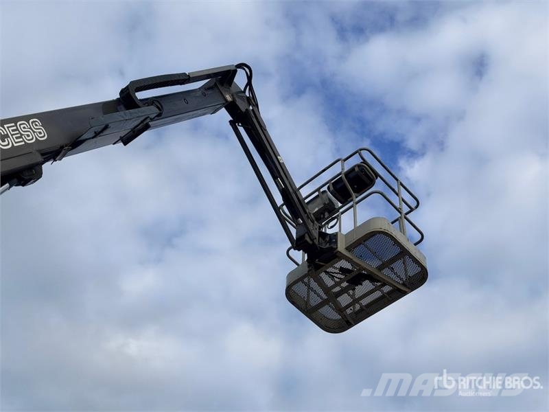 Manitou 120 AETJC 2 2WD Electric Nacelle Articulee Articul Ανυψωτήρες με αρθρωτό βραχίονα