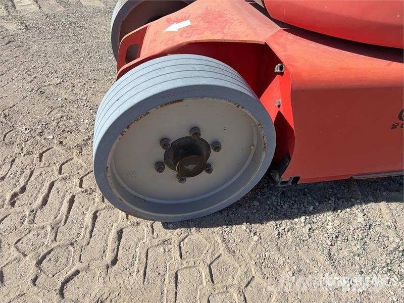 Manitou 120 AETJC Electric Nacelle Articulating Boom Lift Колінчаті підйомники
