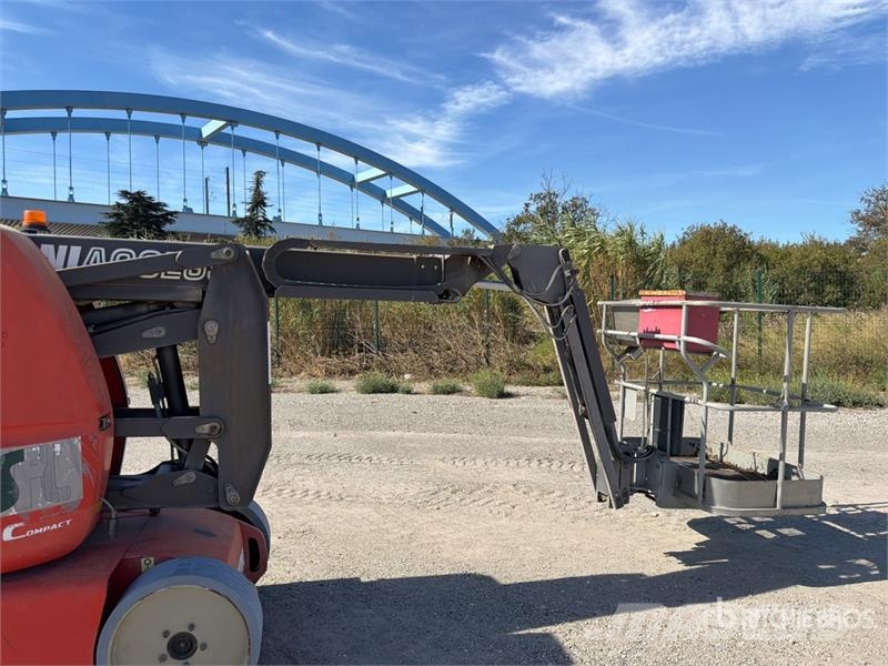 Manitou 120 AETJC Electric Nacelle Articulating Boom Lift Колінчаті підйомники