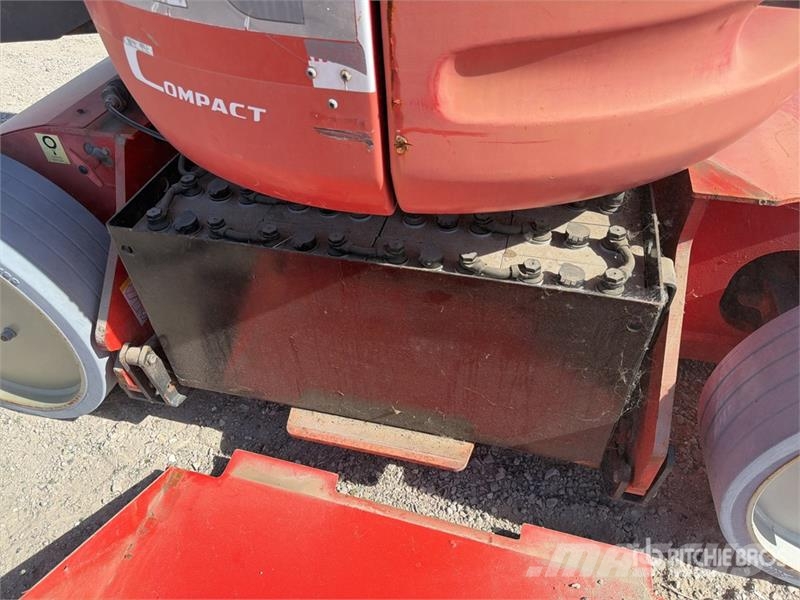 Manitou 120 AETJC Electric Nacelle Articulating Boom Lift Колінчаті підйомники