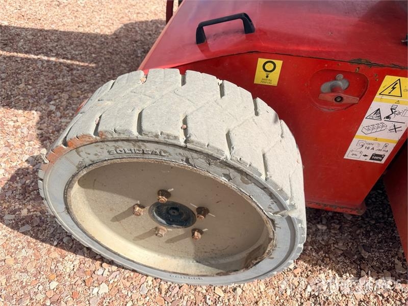 Manitou 150 AETJ Compact 2WD Electric Nacelle Articulee Ar Ανυψωτήρες με αρθρωτό βραχίονα
